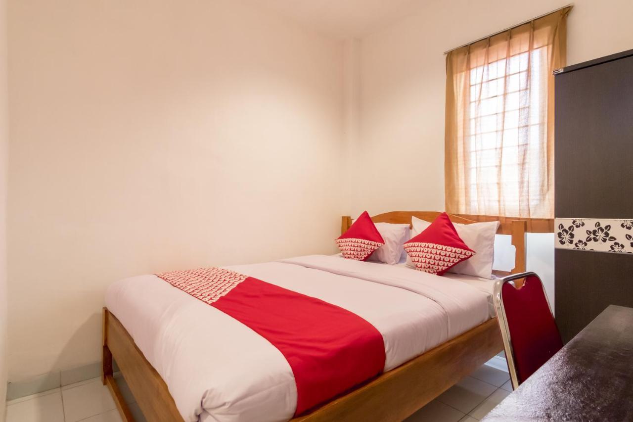 Oyo 447 Hutasimo Residence Μεντάν Εξωτερικό φωτογραφία