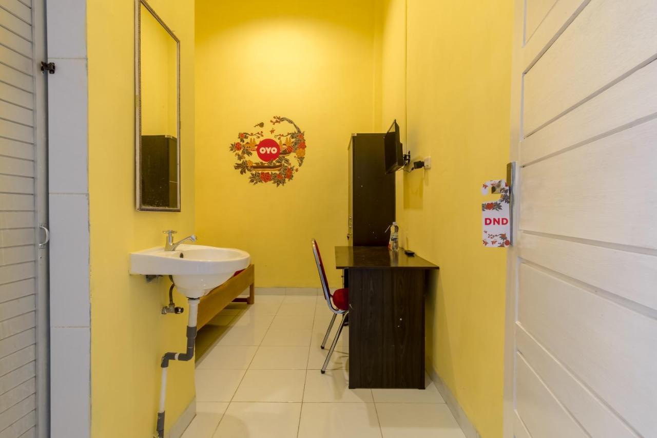 Oyo 447 Hutasimo Residence Μεντάν Εξωτερικό φωτογραφία