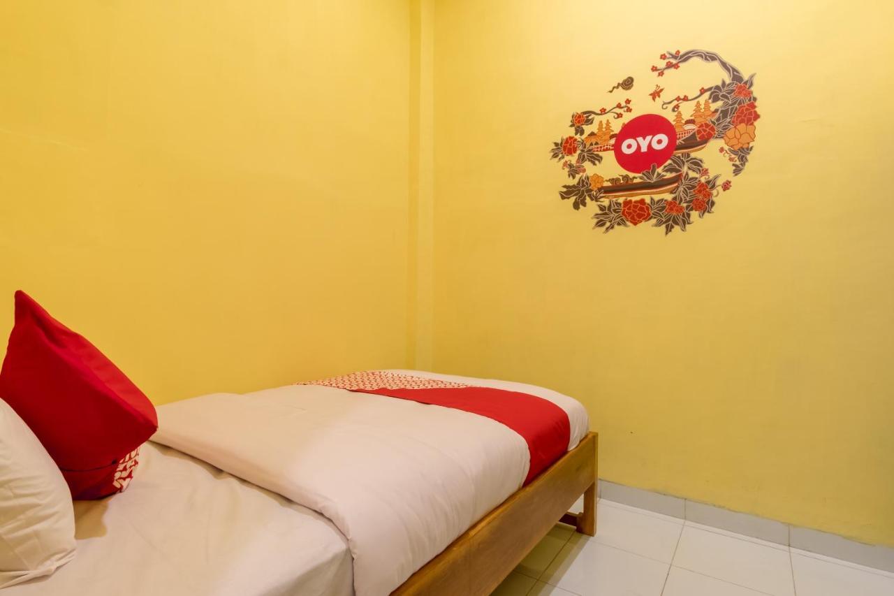 Oyo 447 Hutasimo Residence Μεντάν Εξωτερικό φωτογραφία