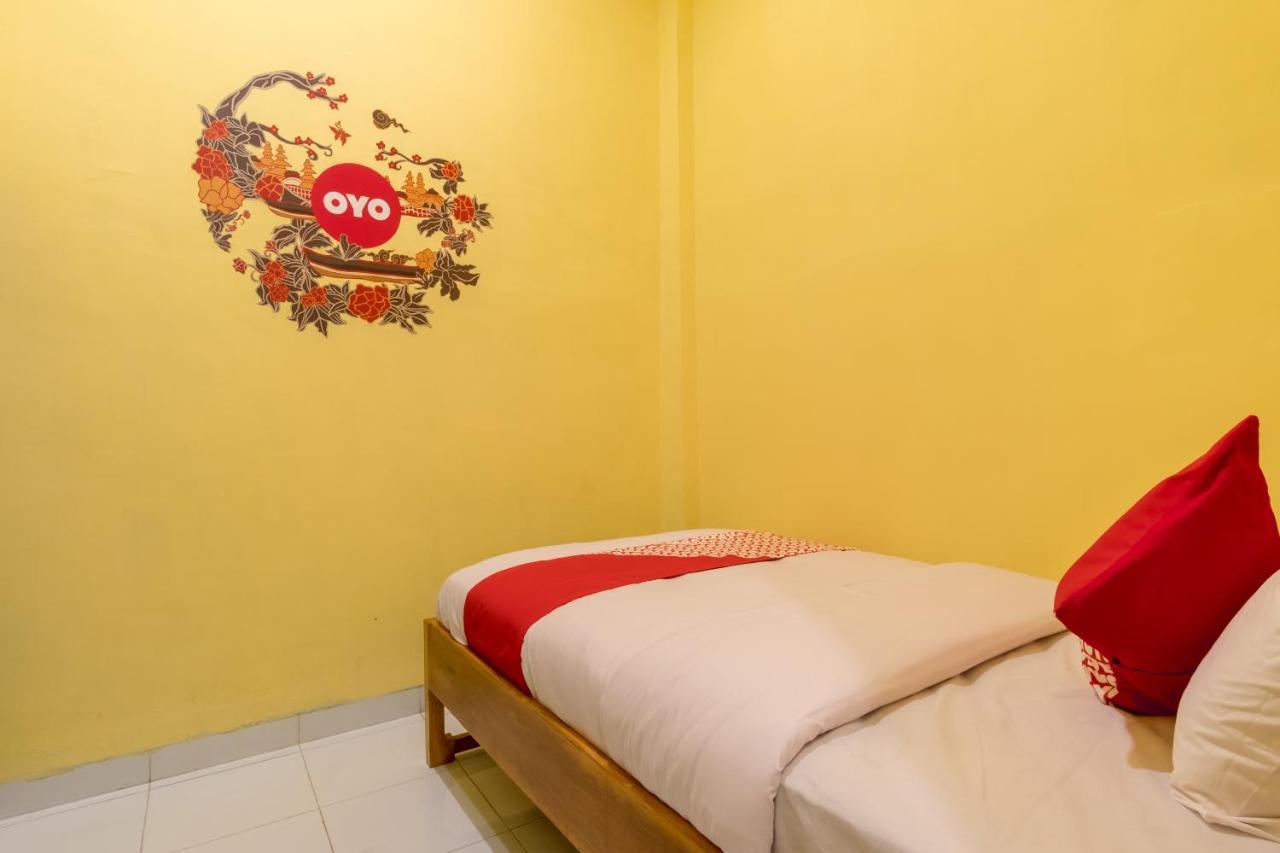 Oyo 447 Hutasimo Residence Μεντάν Εξωτερικό φωτογραφία